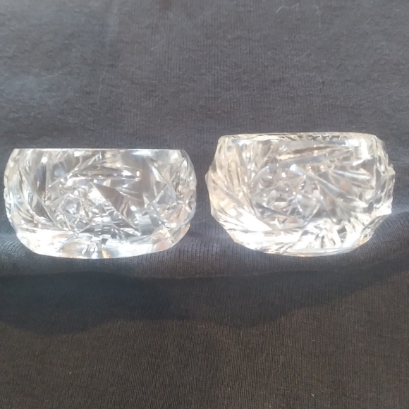 Variation on Pinwheel & Pinwheel Salt Cellars - Picture 4 of 10